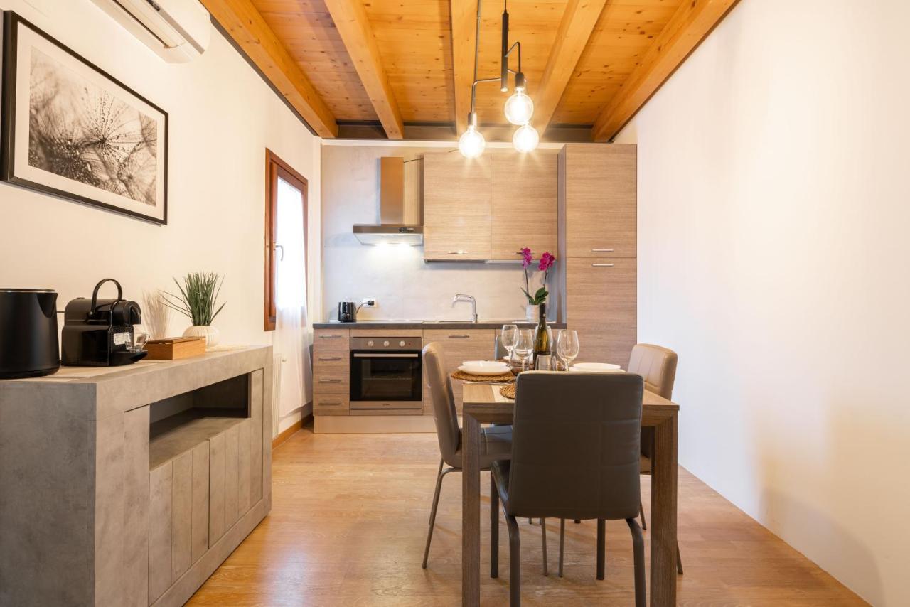 Venezia-Suite HemingwayA Pochi Passi Outlet Новента-ди-Пьяве Экстерьер фото