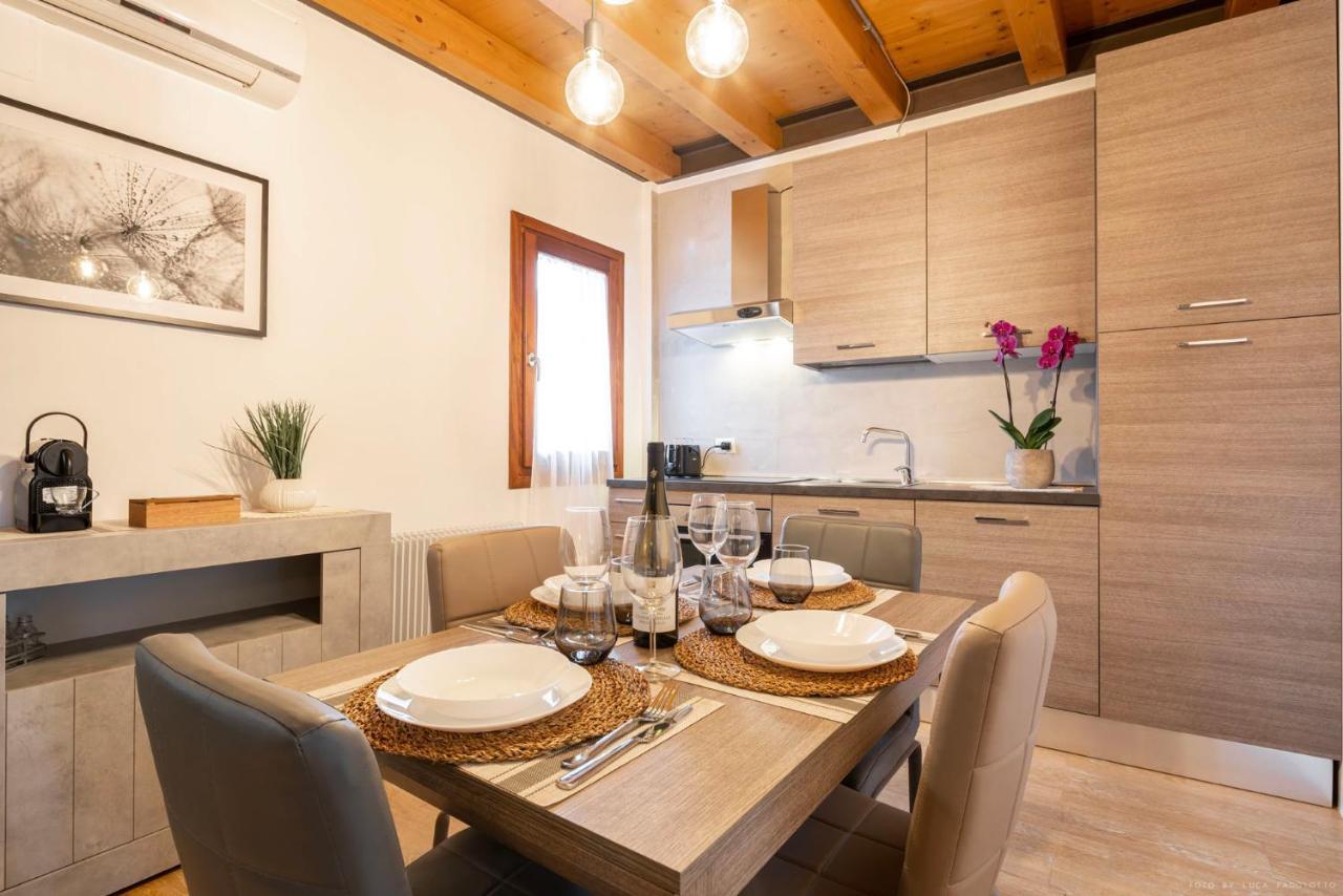 Venezia-Suite HemingwayA Pochi Passi Outlet Новента-ди-Пьяве Экстерьер фото